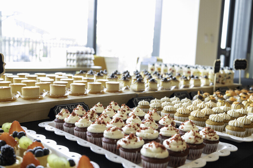 a table full of cupcakes